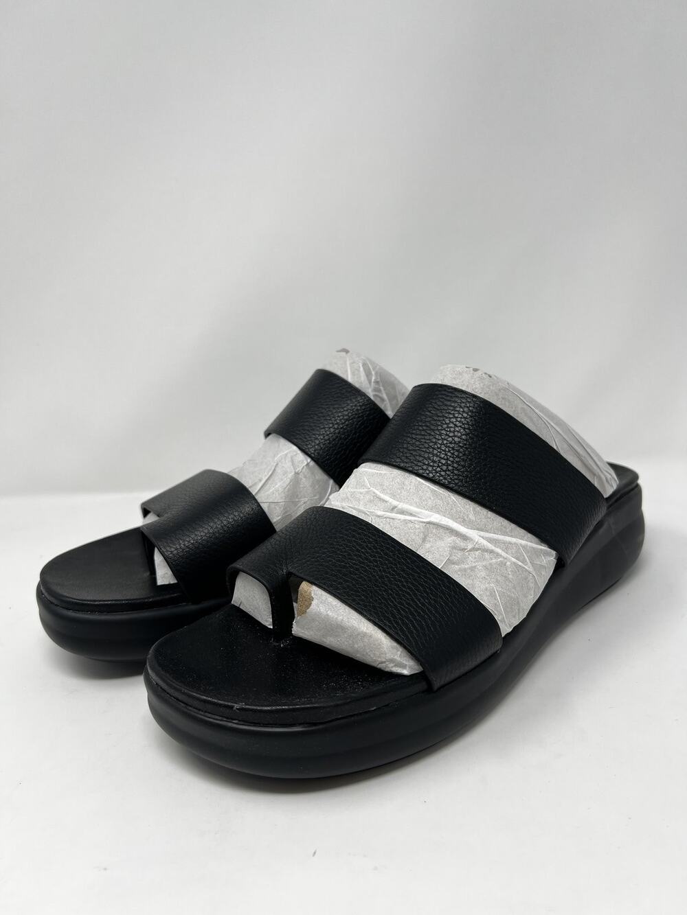 Naturalizer Women's 11Wide Drift 2 Black Leather Slide Sandals
